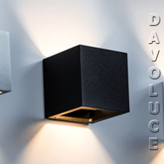 Unios Bianco Wall Light from Davoluce Lighting. Where can I buy unios lighting. We're Unios lighting distributors Australia. We have one of largest selection of Unios Lighting products on display in Melbourne. Square Up & Down outdoor wall lights.