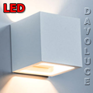 Unios Bianco Wall Light from Davoluce Lighting. Where can I buy unios lighting. We're Unios lighting distributors Australia. We have one of largest selection of Unios Lighting products on display in Melbourne. Square Up & Down outdoor wall lights.