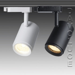 biggest range of 3 wire track lights on display in Melbourne, dimmable led track lighting Sydney, led track lighting systems Australia, gallery track lighting, commercial track lighting Perth, single circuit track lighting from Davoluce Lig