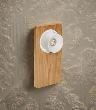 Beebo LED Wall/Spot Light By Linealight. Made In Italy, Italian Made Wall Lights, LED bedroom wall lights, led bedside wall lights, Modular surface mounted LED downlights | natural oak wall lights by Davoluce Lighting. 