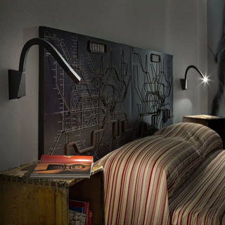 Linea Light Snake_W3 wall light with switch