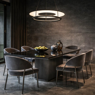 ariva_62_pendant_black_lifestyle