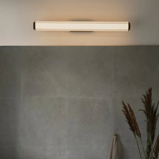 Virelle 50 wall light installed horizontally above bathroom mirror