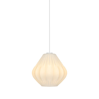 Nordlux Maluca pendant light above dining table