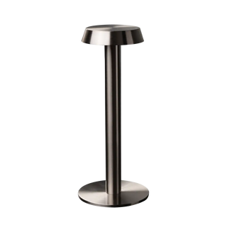 Unios Moka Table Lamp With Single Charging Pad