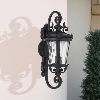 Pedral 18 Traditional Outdoor Wall Light