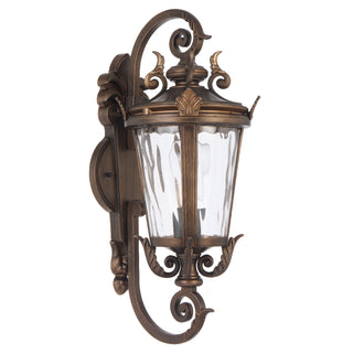 Pedral 23 Traditional Outdoor Wall Light